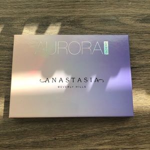 Anastasia Beverly Hills Makeup - Anastasia Beverly Hills Aurora Glow Kit Anastasia Beverly Hills Makeup - Anastasia Beverly Hills Aurora Glow Kit